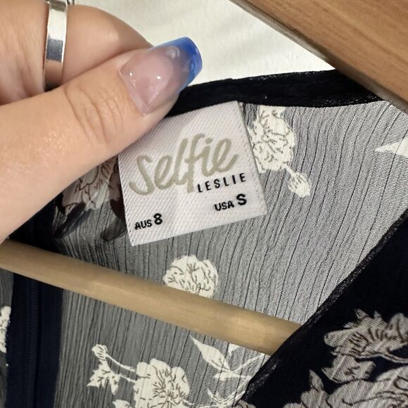 Selfie Leslie Navy Deep Plunge Mini Dress Size S - Picture 2 of 5